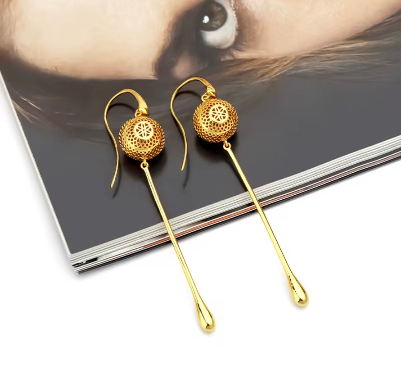 3D Hollow Gold Dangle Earrings
