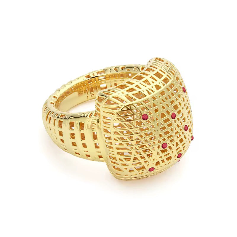 3D Hollow Gold Gem Ring